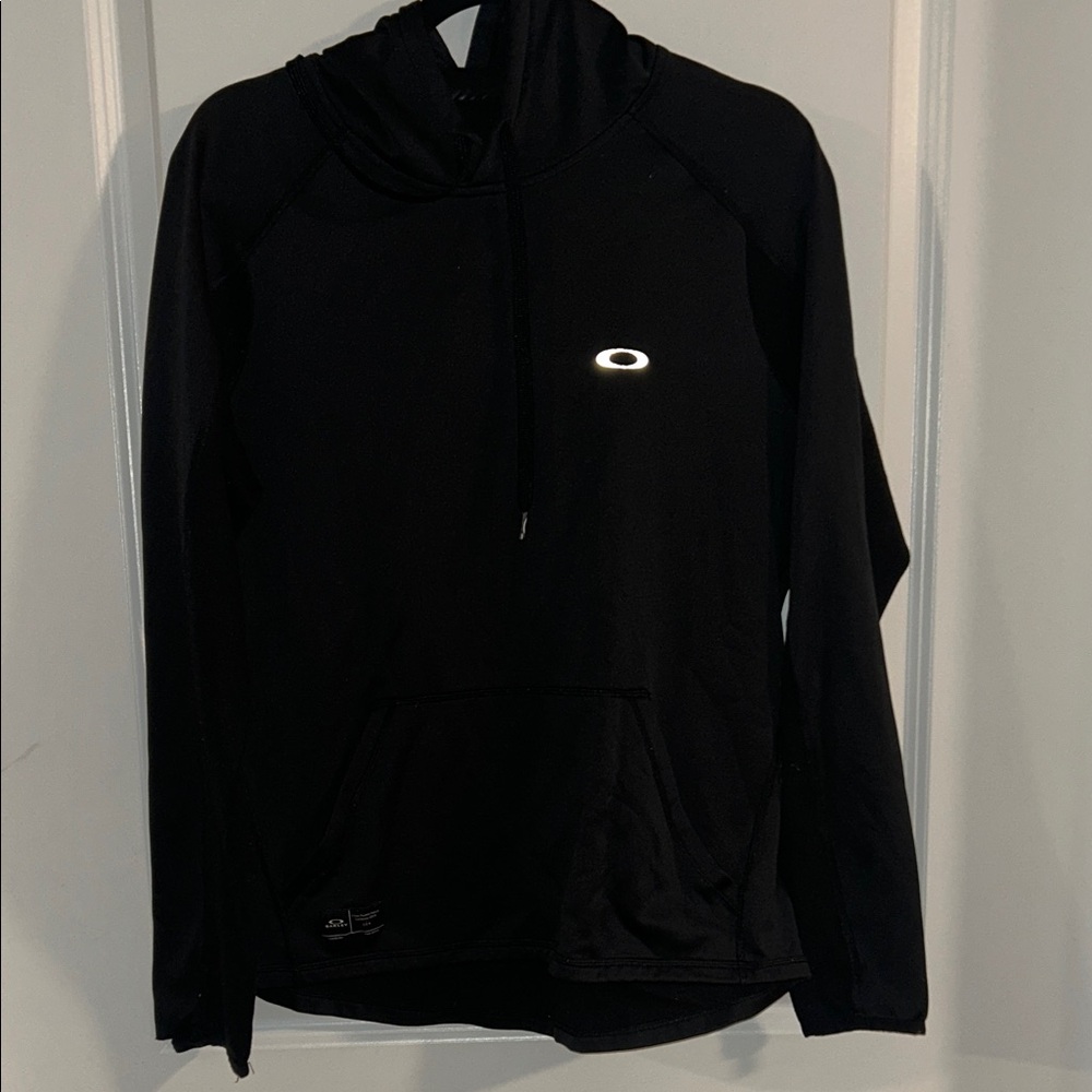 Oakley Men's Hoodie in Black